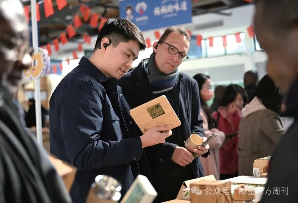 “以竹代塑”产业未来可期——专访国际竹藤中心研究员、国际木材科学院院士王戈 “以竹代塑”产业未来可期——专访国际竹藤中心研究员、国际木材科学院院士王戈