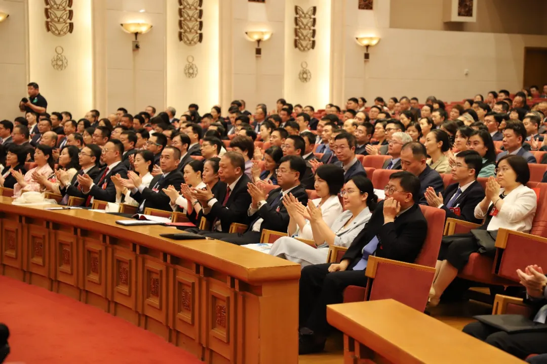 潮起东方归心聚 报国实干谱新篇——会员代表热议大会精神