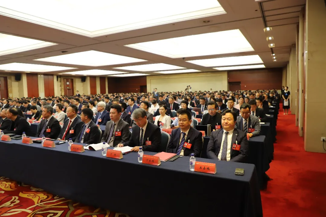 潮起东方归心聚 报国实干谱新篇——会员代表热议大会精神